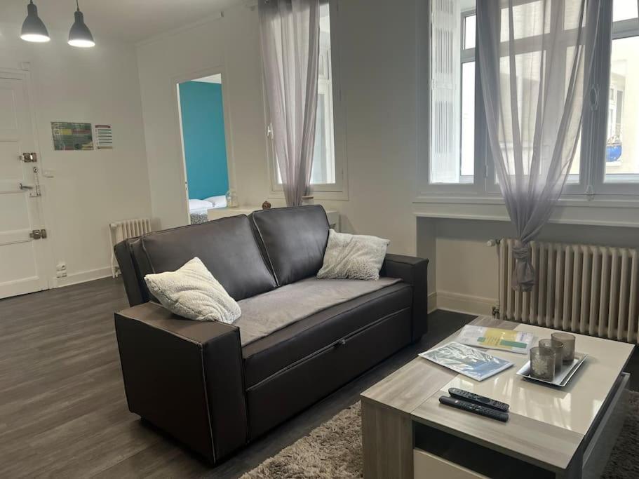 Appartement Proche Des Facs Lebon Clermont-Ferrand Exterior photo